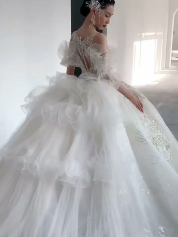 【重工高級套系】全包租憑套餐+伴娘服+頭紗