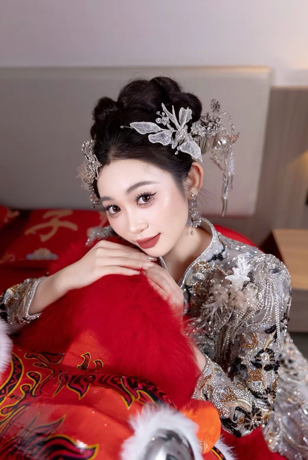 婚纱照 跟妆跟拍一价全包套餐