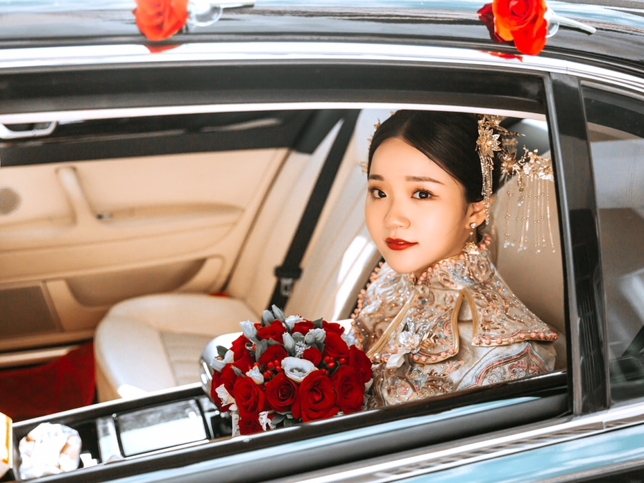 【店家推荐】婚礼跟妆全包套系