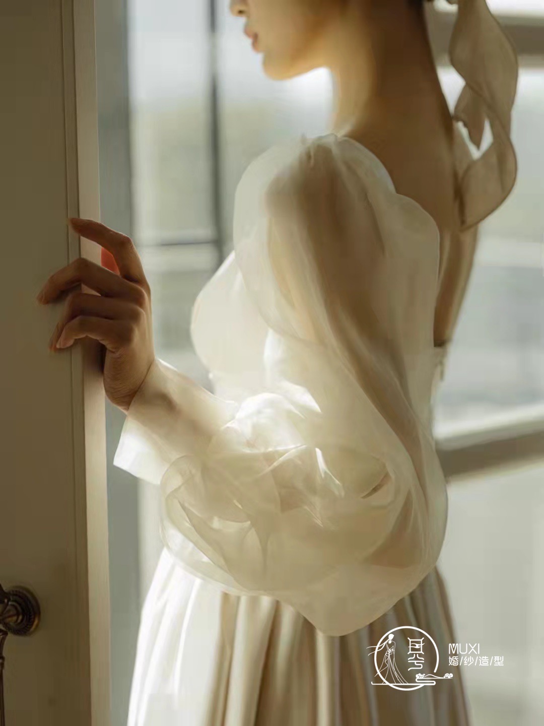 齐地纱+敬酒礼服+4件免租金伴娘服+2套妈妈装