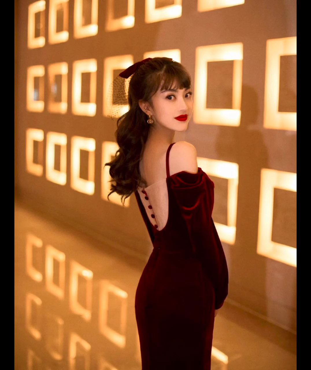 【人气爆款】出门早妆或是迎宾妆加送主伴娘妆妈妈妆