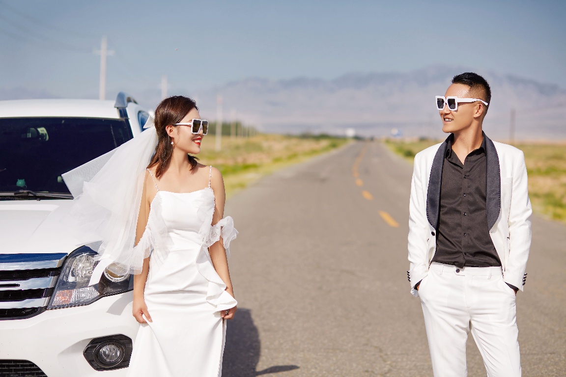 王静宇 &张婷的婚礼邀请