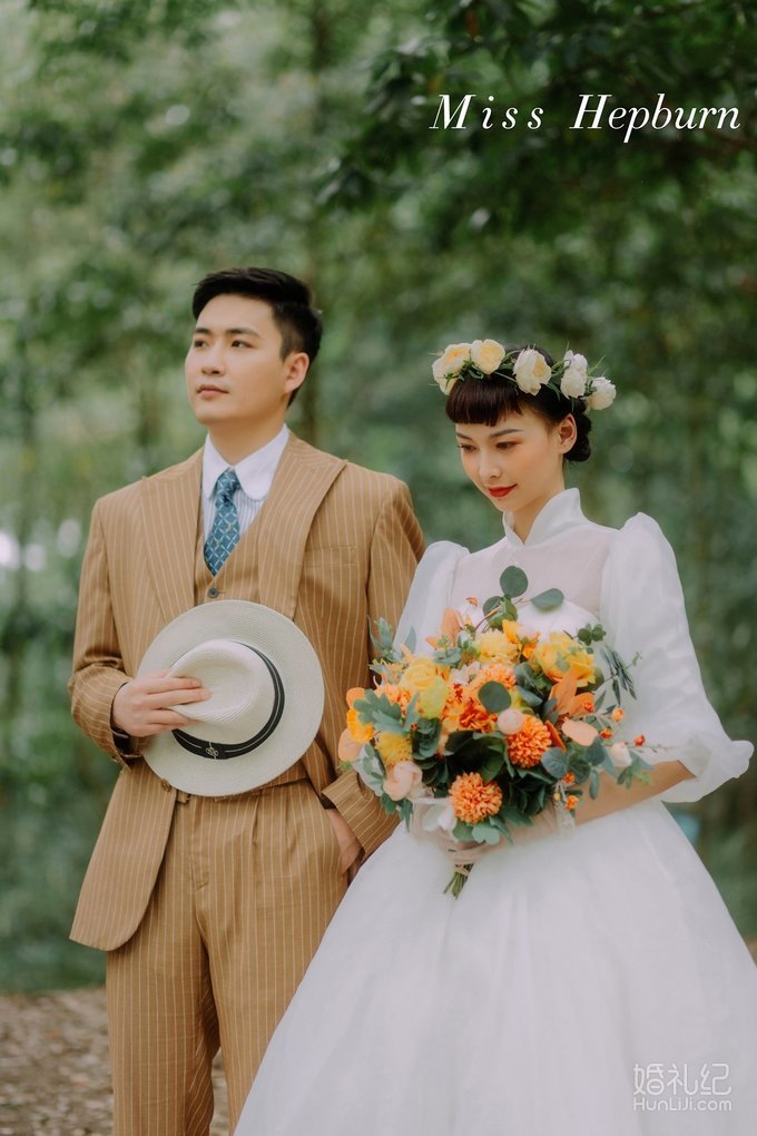 婚纱照这样拍太赞了，赫本风让你美如画中人