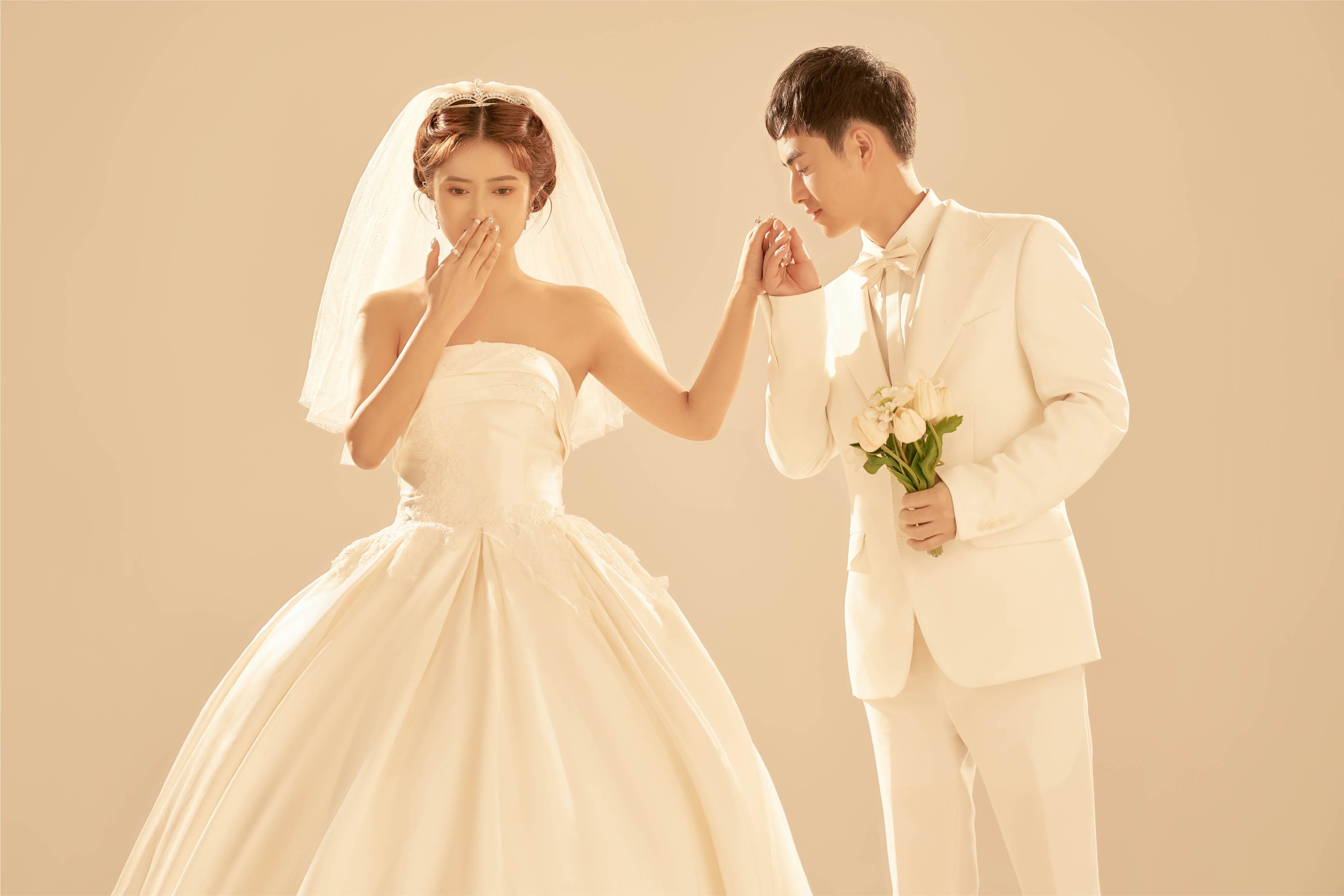 口碑婚纱照丨内外风格任选
