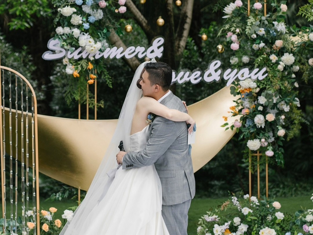 户外小清新婚礼新娘造型设计