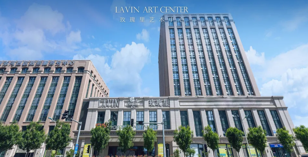 百合华堂玫瑰里婚礼艺术中心（郁江道店）