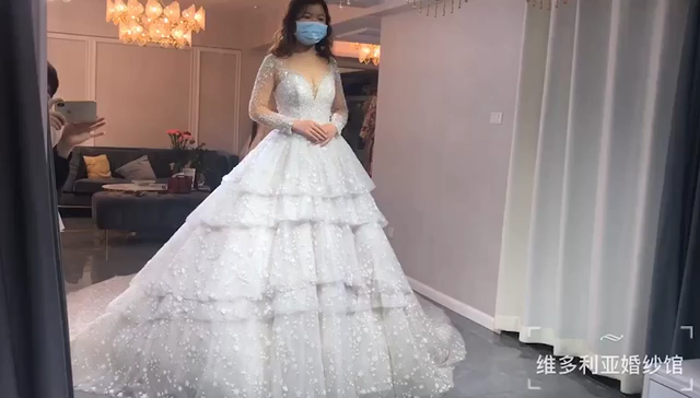 限时特惠套餐定制新郎西服免费租婚纱，秀禾礼服