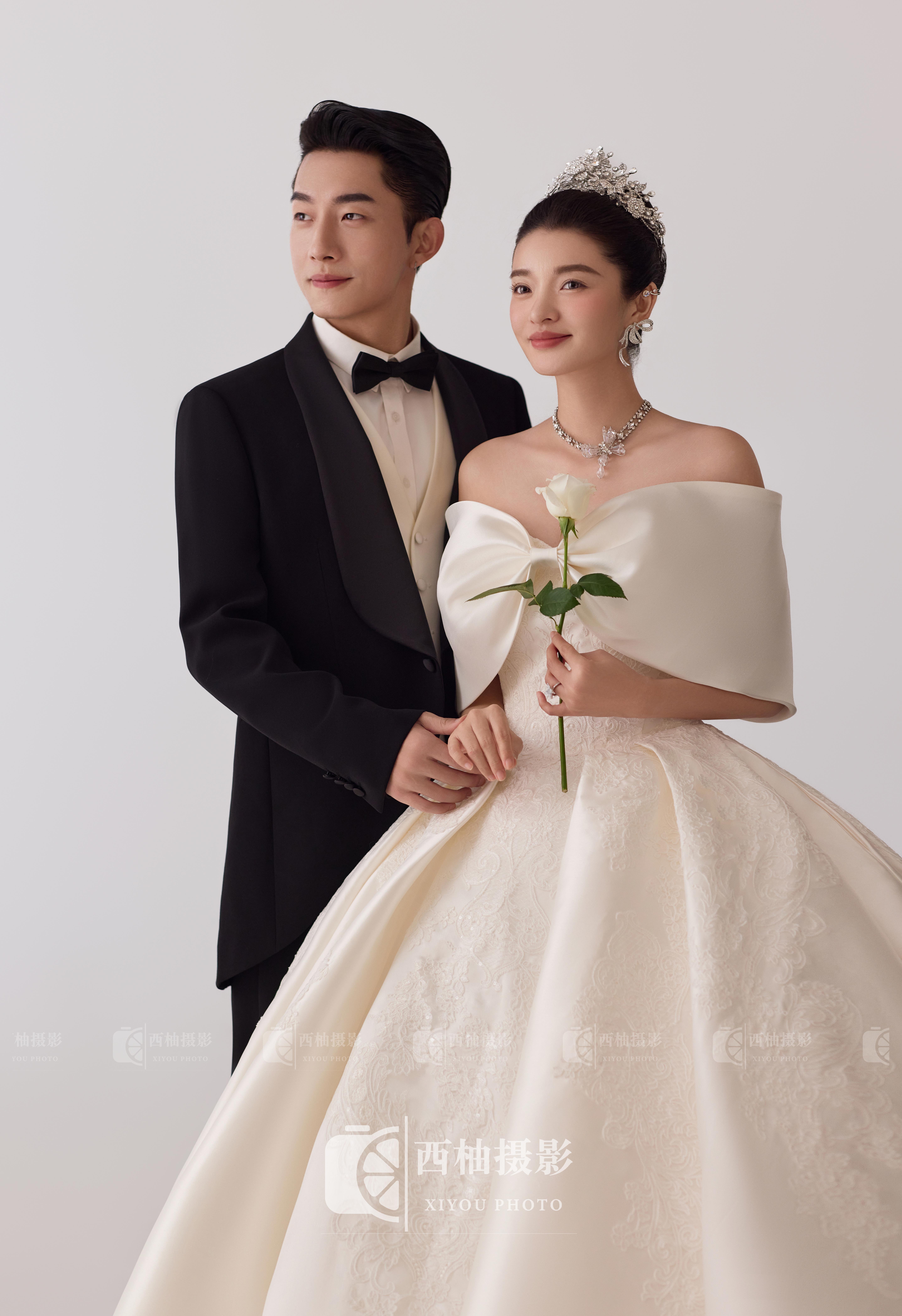 【新品尝鲜】主题升级·婚纱照定制拍摄