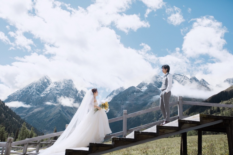 四姑娘山川西旅拍婚紗照工作室婚紗攝影