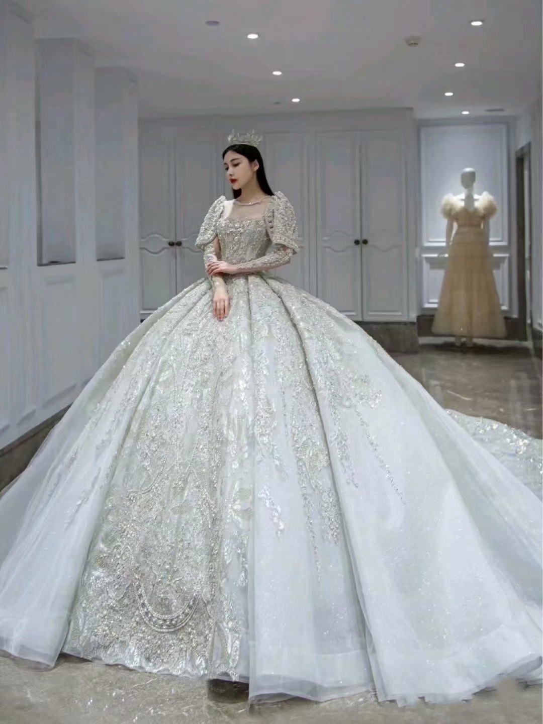 国外设计师款品牌奢华高定女王系列