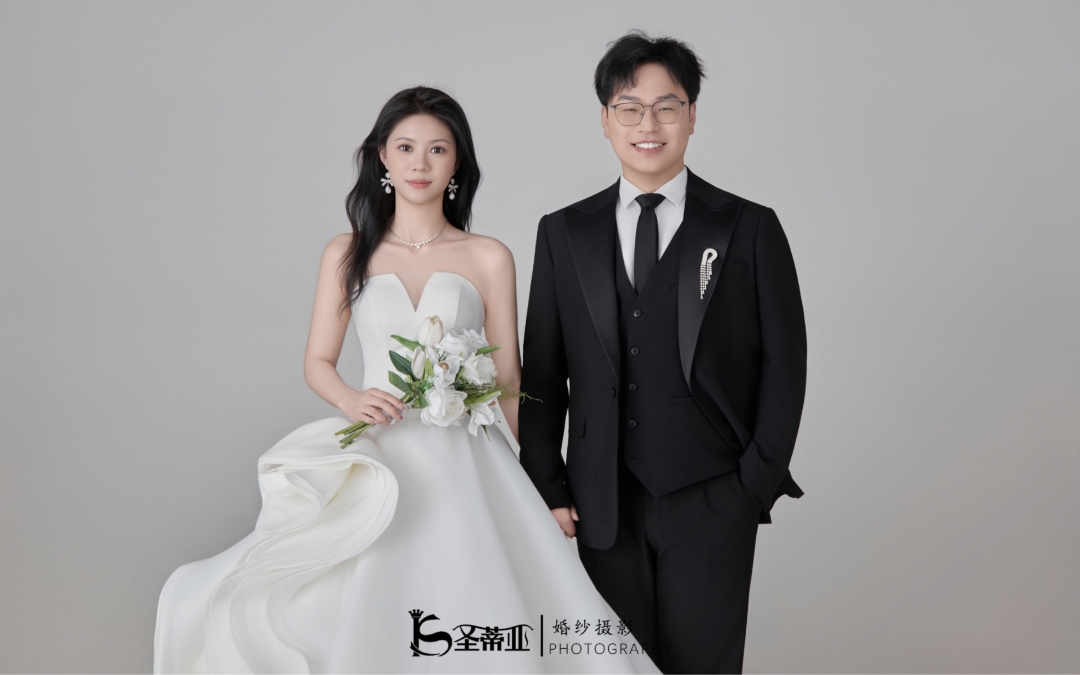 看不腻的室内婚纱照