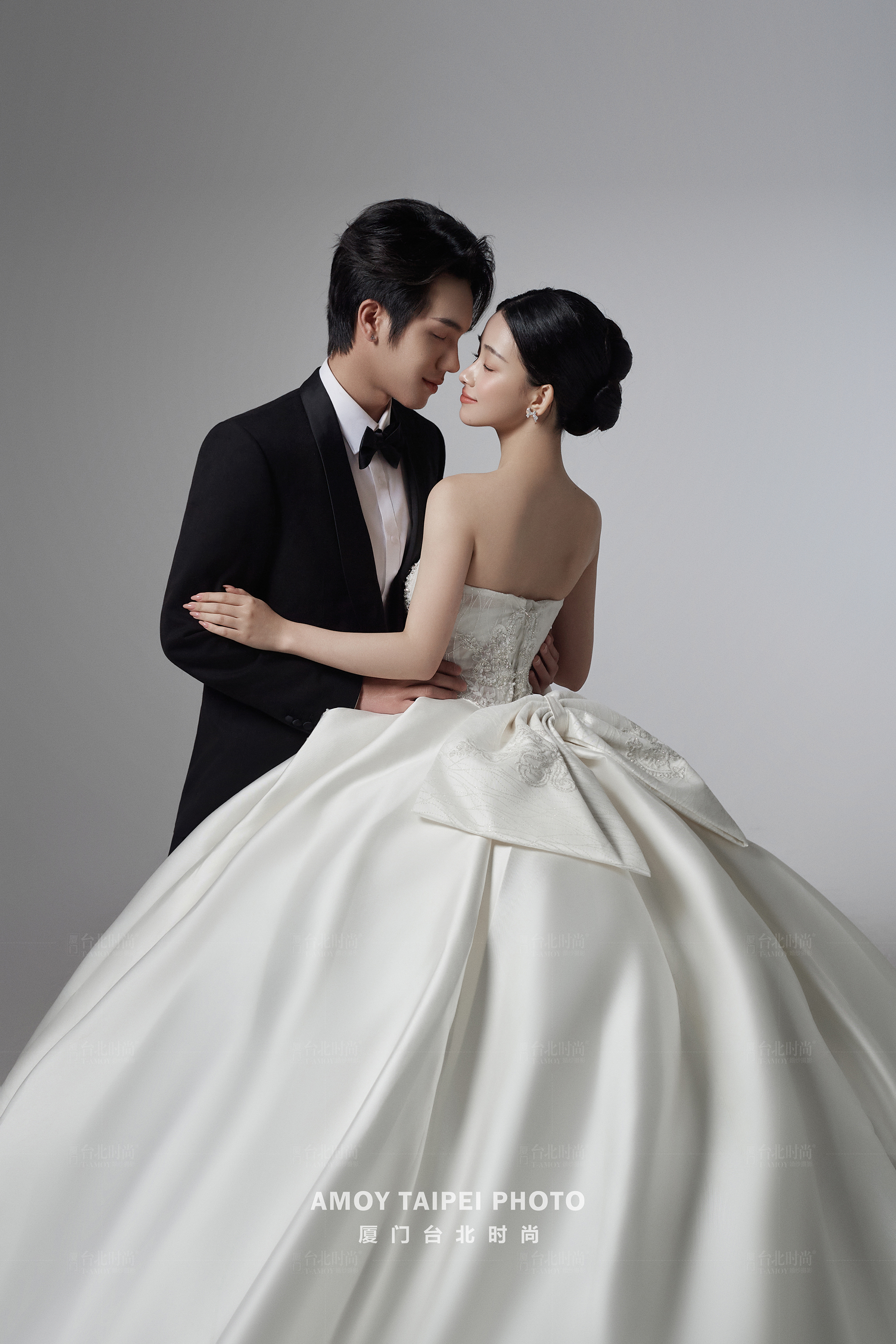 普通女孩的极简主纱婚纱照，浪漫又高级！