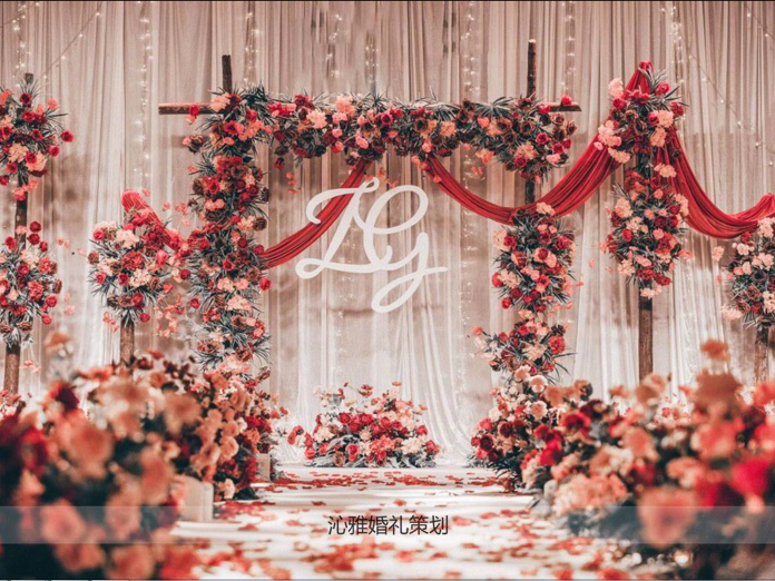 【屿木婚礼】限时特惠 婚礼布置+人员+婚纱包干