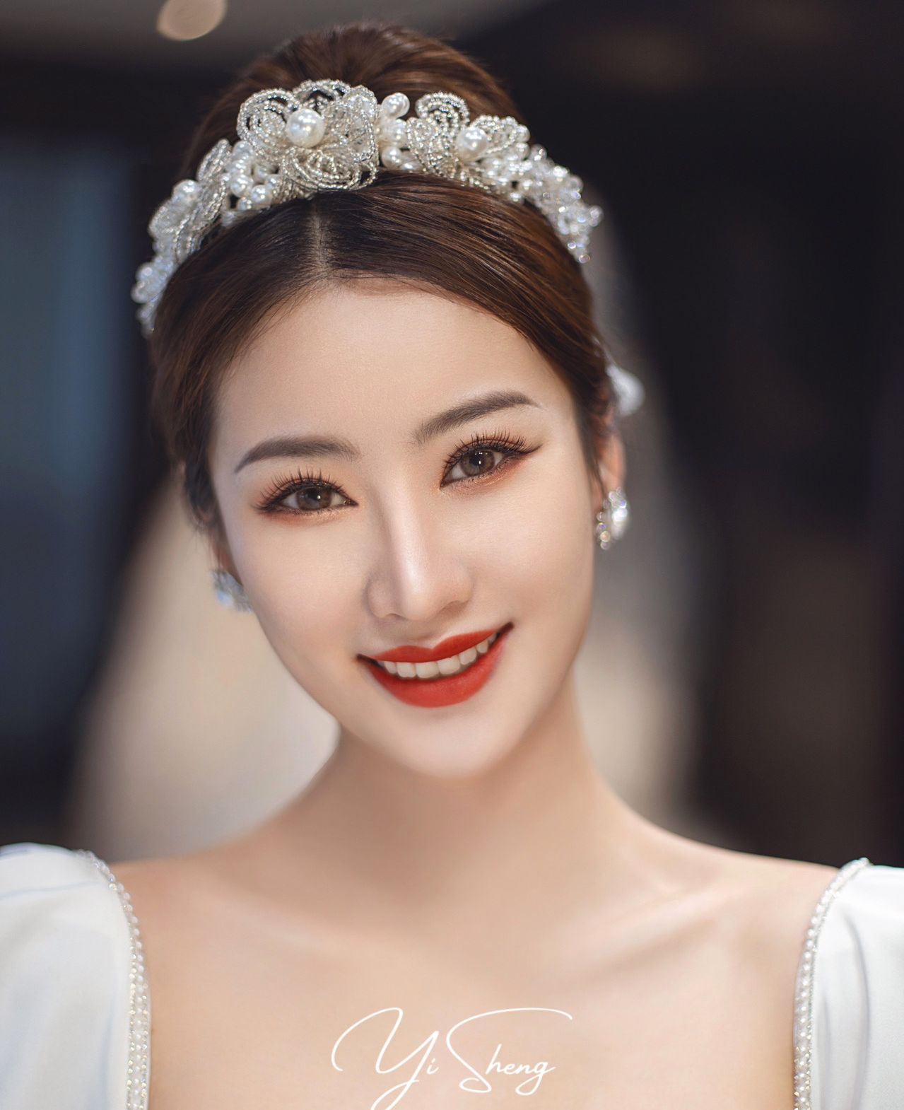高级感爆棚轻奢复古的妆容造型