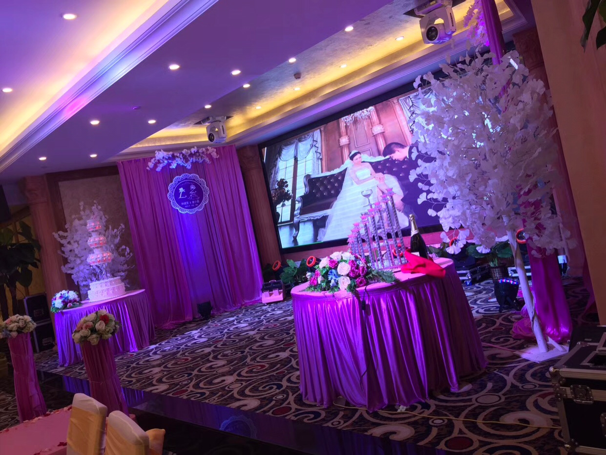 精选套餐-幽默婚礼主持人