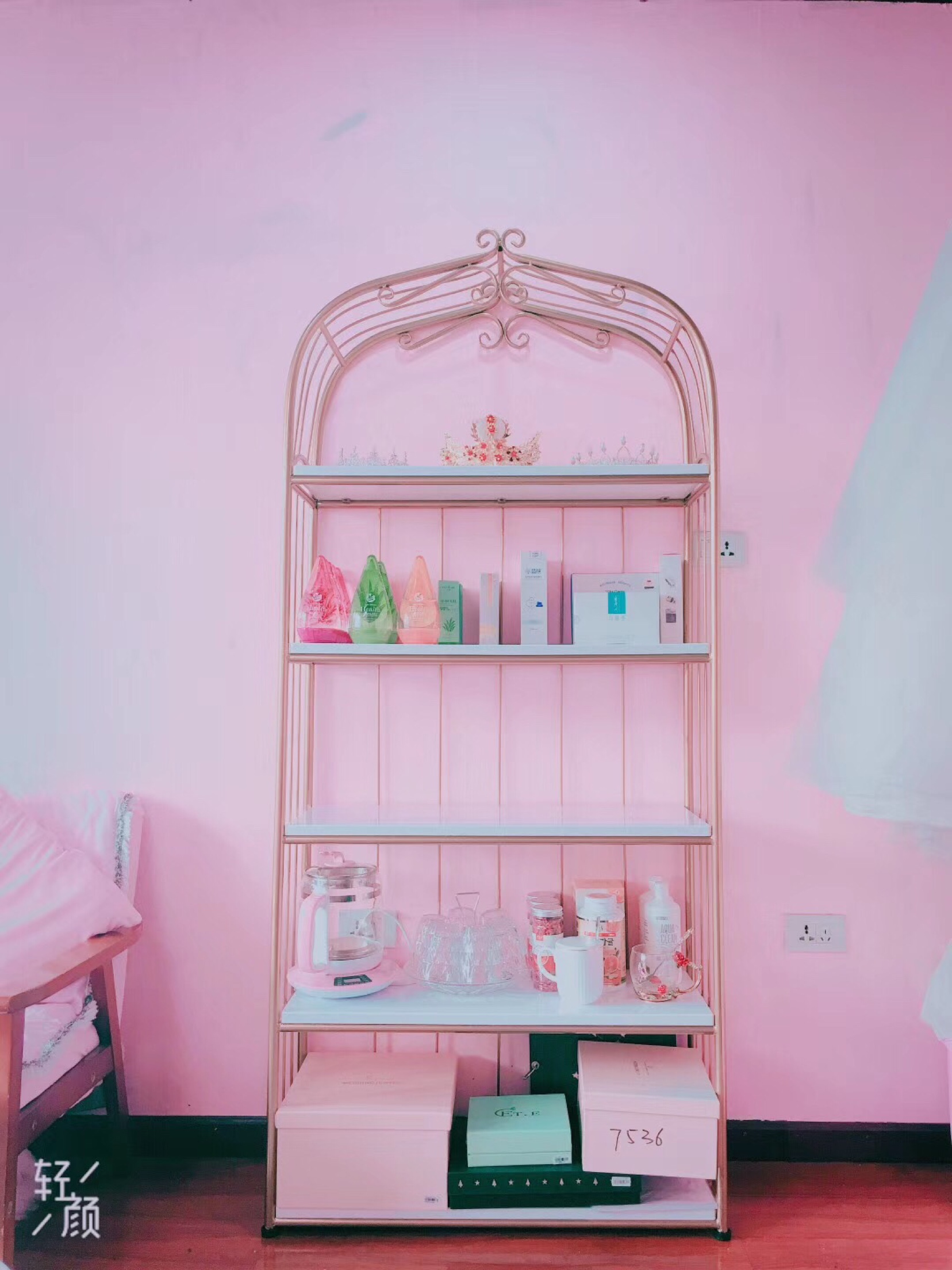 PINK   GIRL 伊一