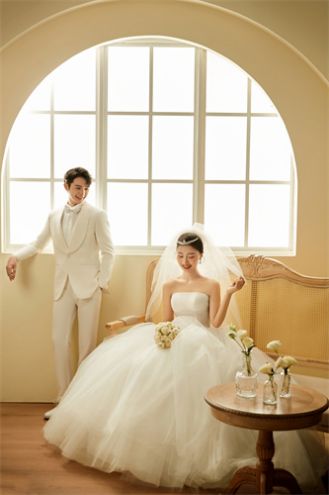 IDO映画婚纱摄影(西安店)