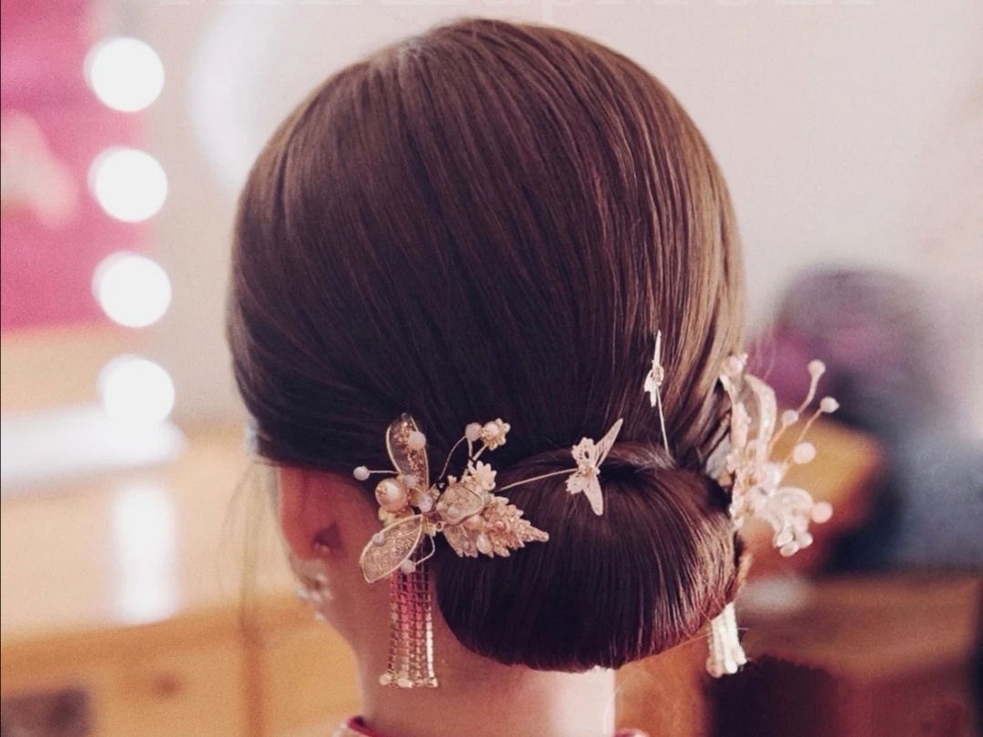 优惠套餐 半天跟妆 一对一服务 