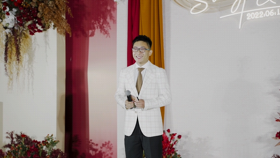 相识12年，经历异地和异国恋