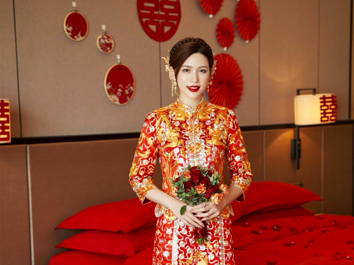 「U+美妆」资深造型老师全程跟妆 送妈妈造型伴娘