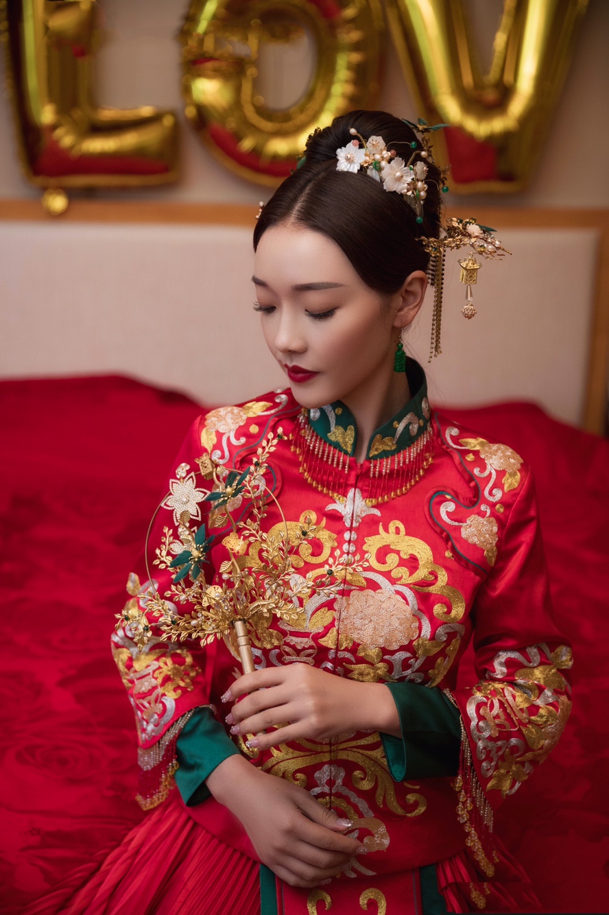 3000搞定婚礼当天全套衣服，气质不输万以上的！