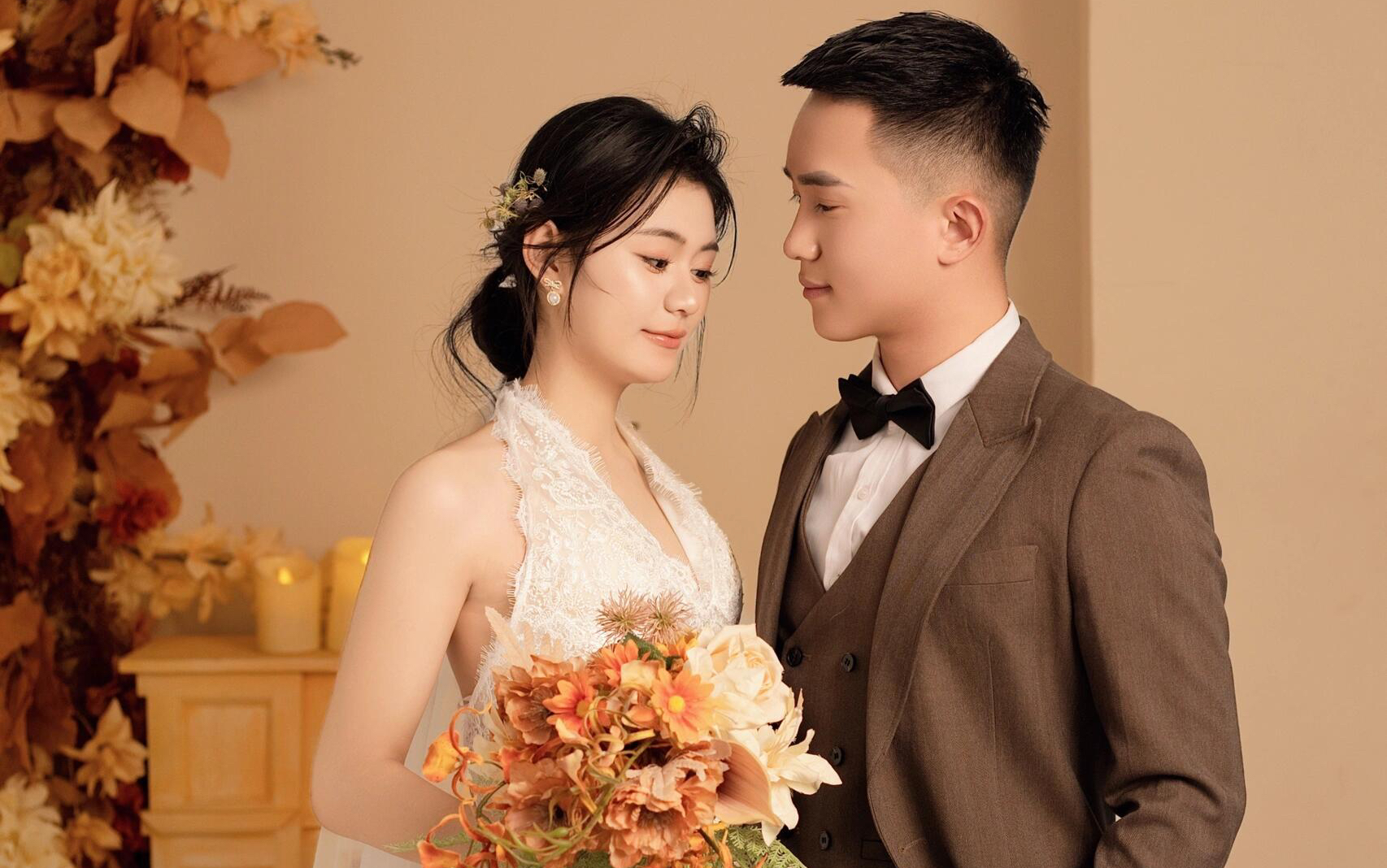 室内经典婚纱照系列客片欣赏！婚纱照推荐商家