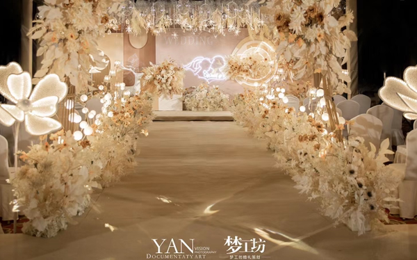 梦工坊 | 繁花入梦-香槟色花海婚礼