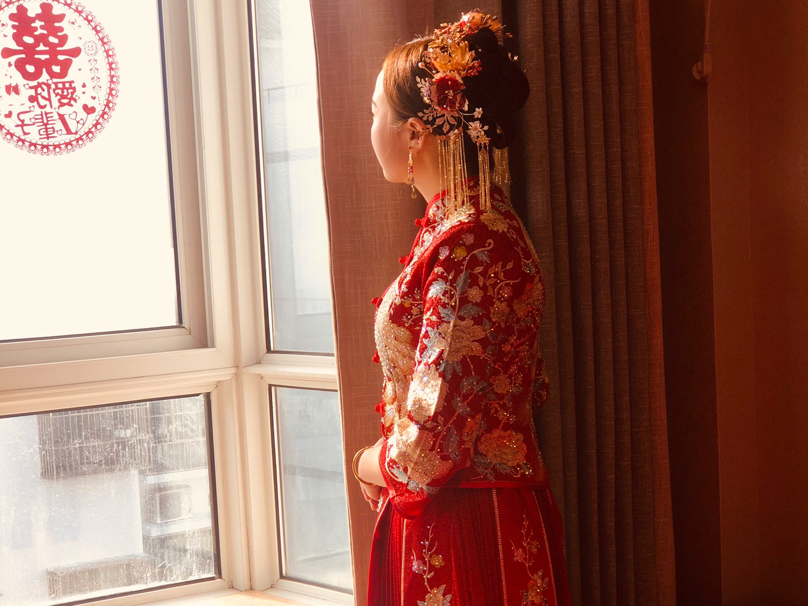 何来人间一惊鸿，只是人间一俗人！