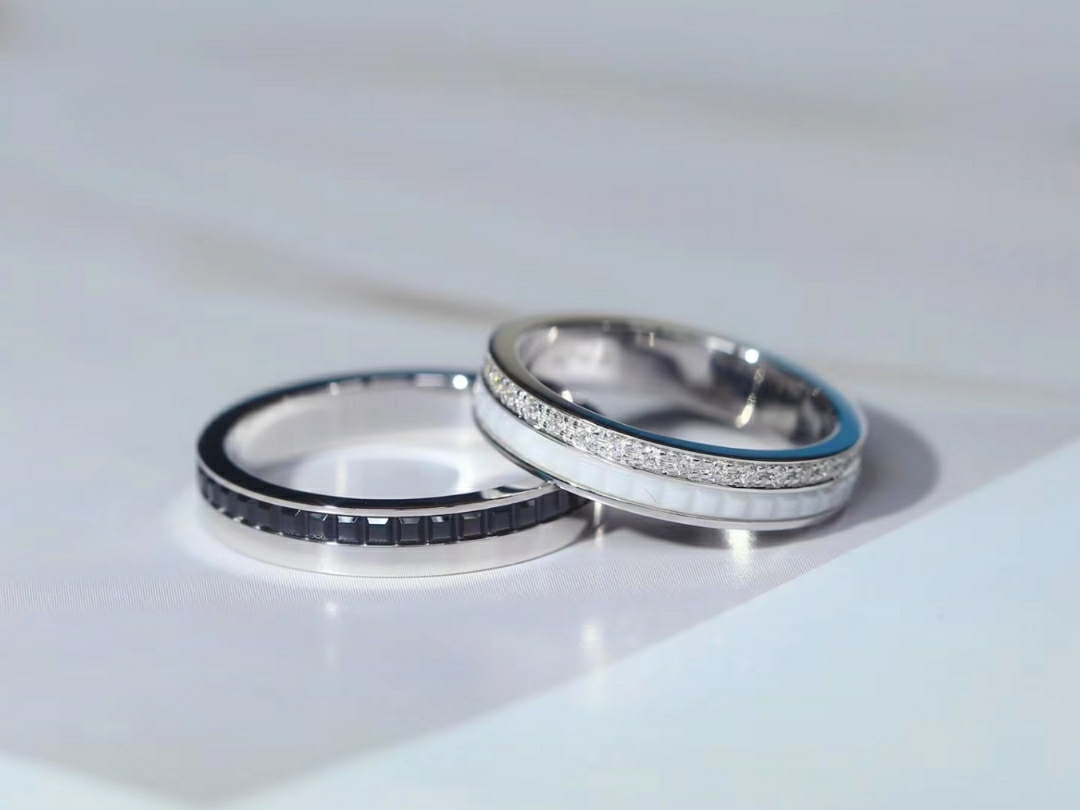 定制我们的专属故事，一对对戒，一段婚姻的开始