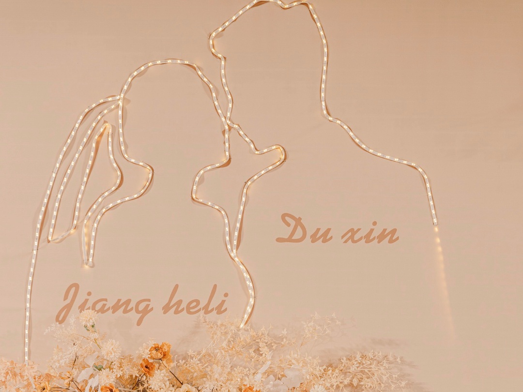 愛(ài)情果醬&《愛(ài)情的美好》溫柔的香檳色婚禮