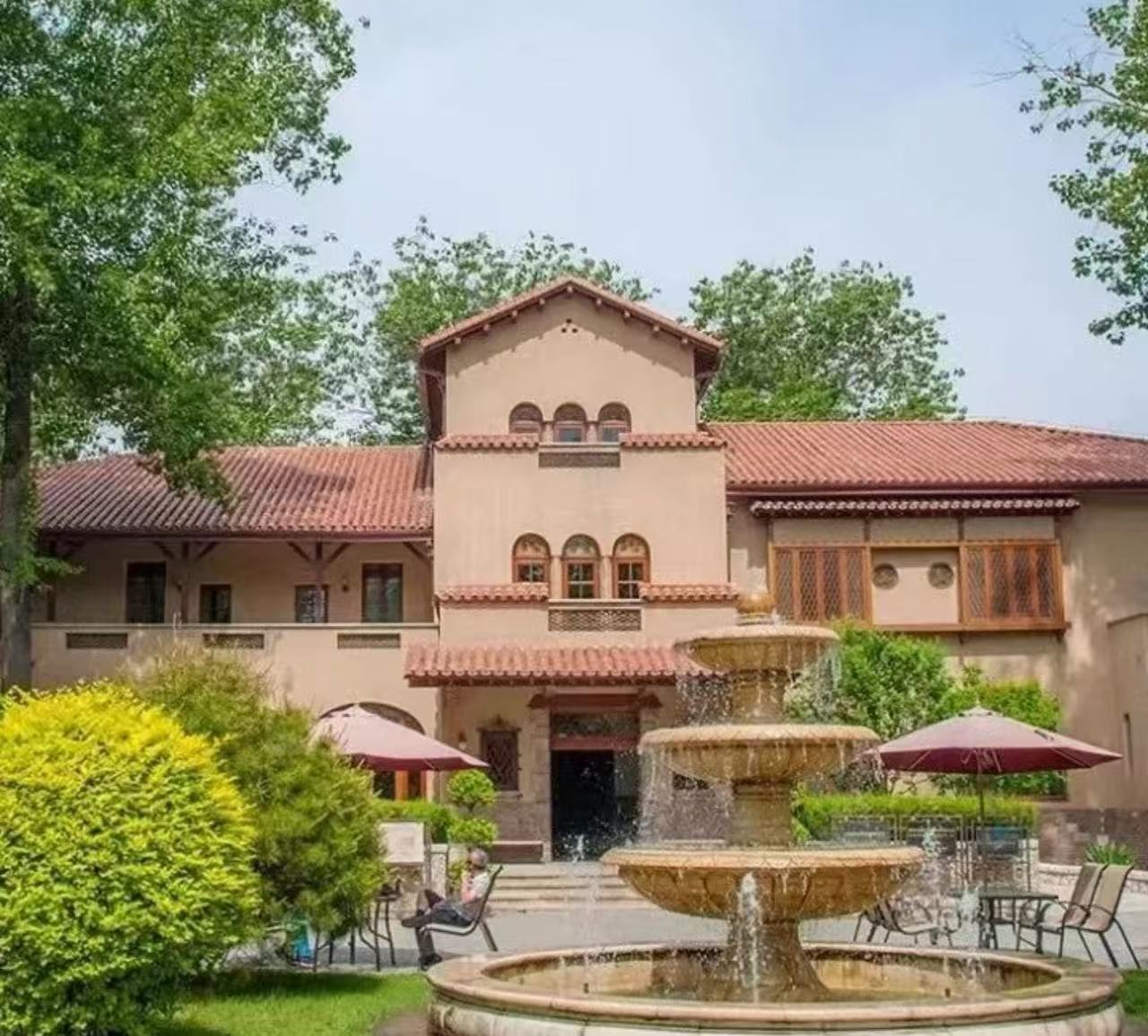 首座静园皇室庭院婚礼艺术中心