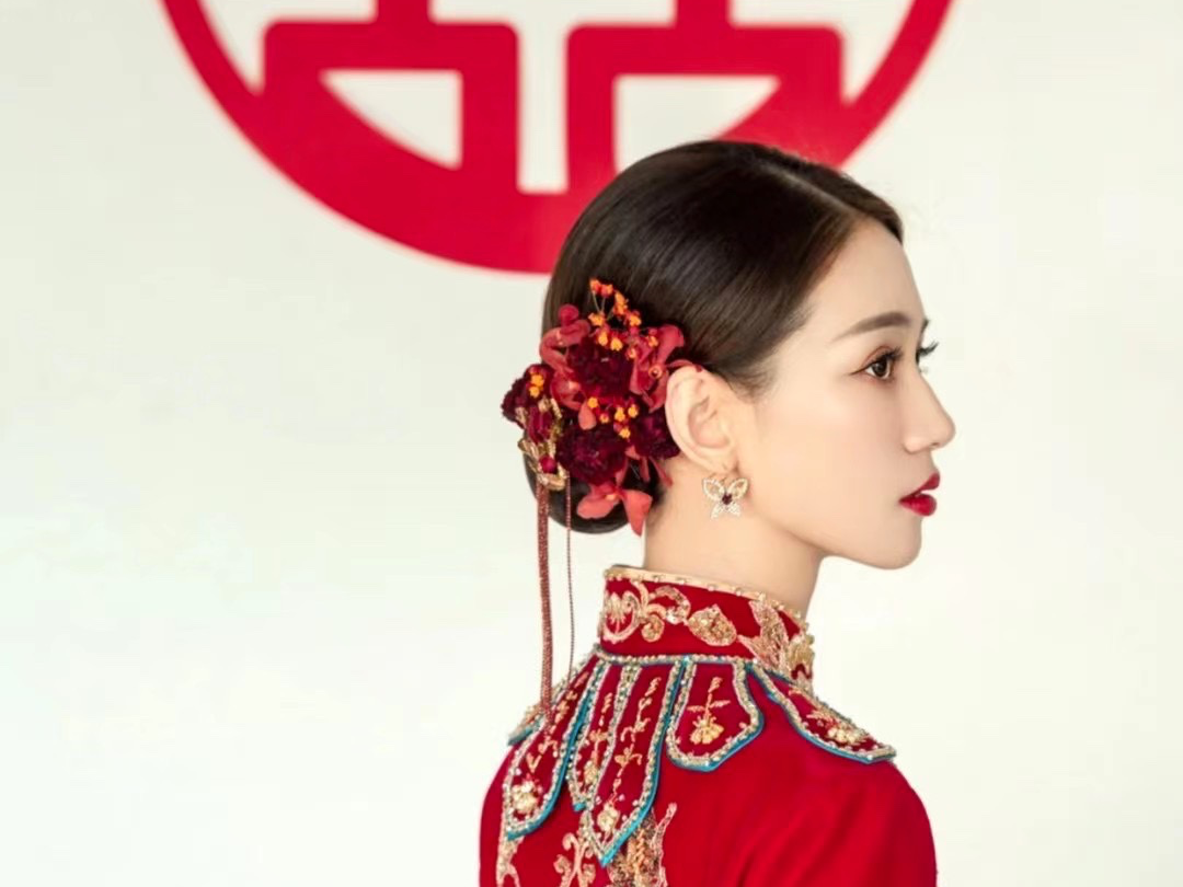 专业档化妆师早妆含1妆造（不跟全程）