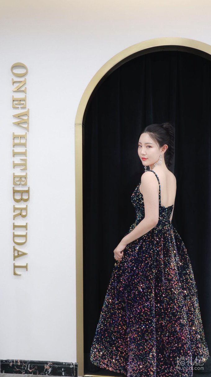 给各位小仙女推荐一家超级棒的婚纱店~