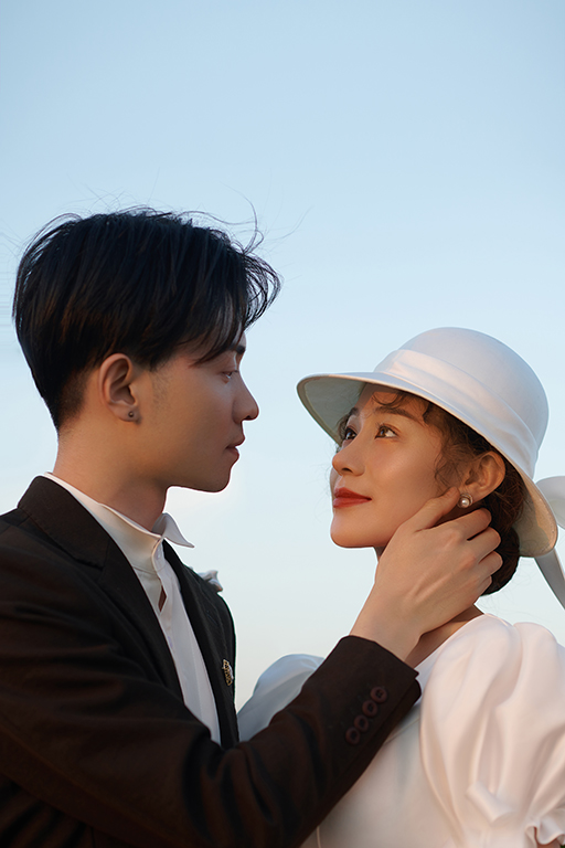 超火的韩式婚纱照含5服 相框相册