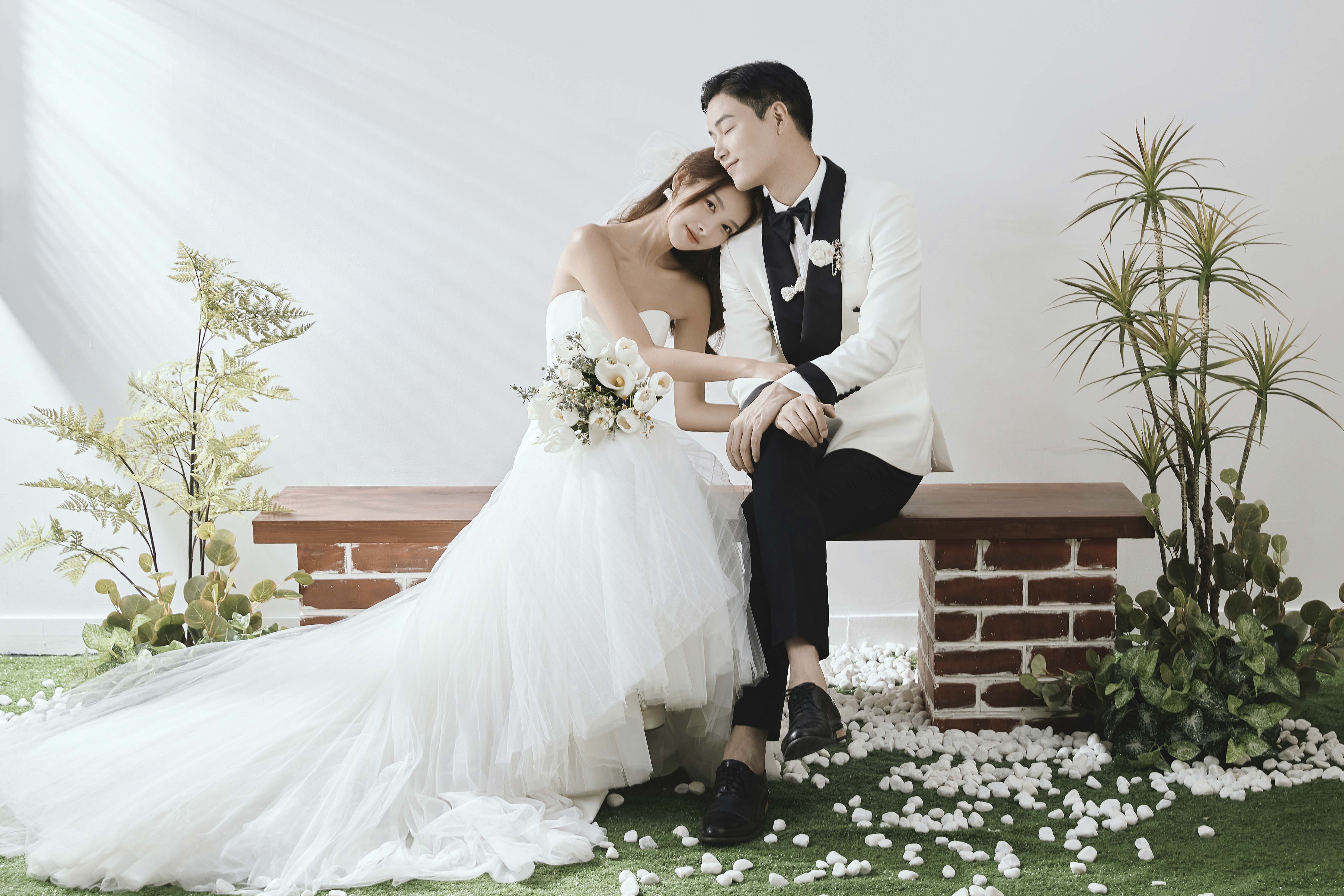 【明星同款】預約即送結婚證件照+內(nèi)外景任選
