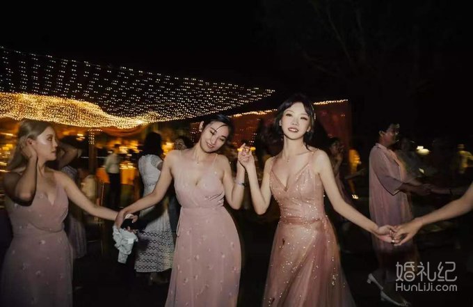 🎆户外婚礼晚宴怎么玩？🍃除了firstdance仙女棒一