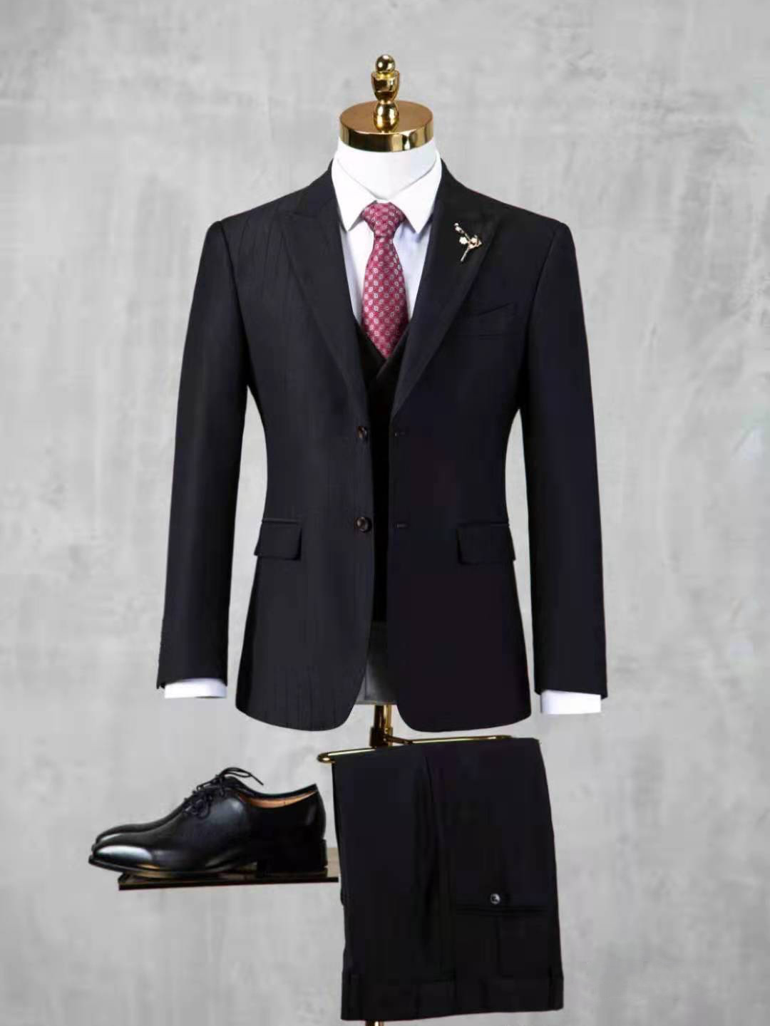 艾蔻婚纱礼服 新郎西服套装 可定制