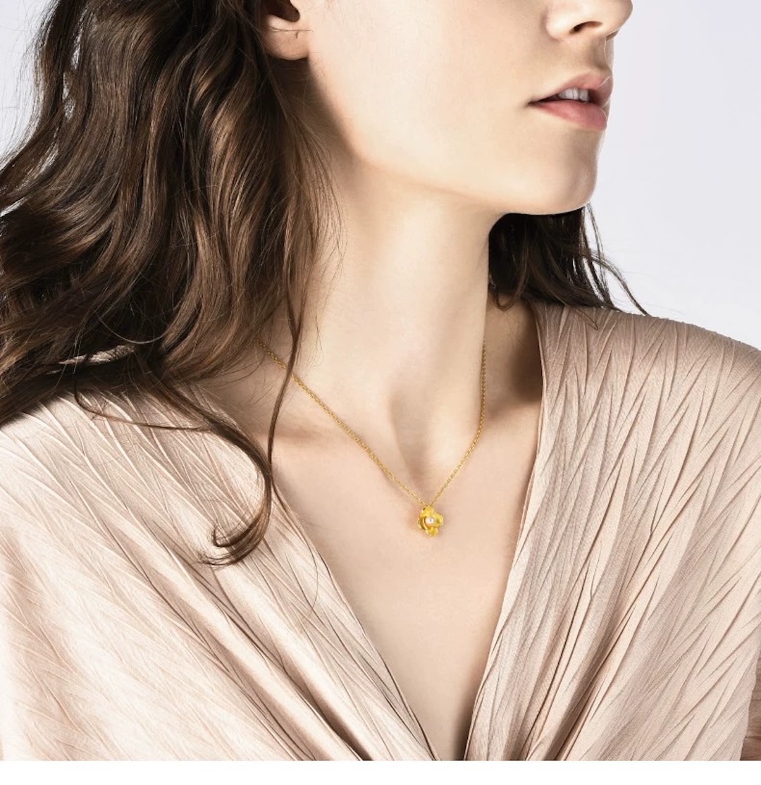 生生有囍山茶花珍珠黄金吊坠足金挂坠女89964P