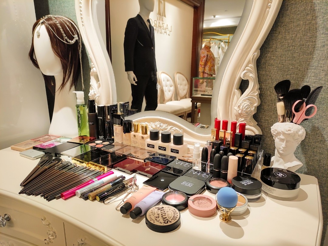 中式汉服婚礼全天婚礼跟妆+伴娘亲友团套餐