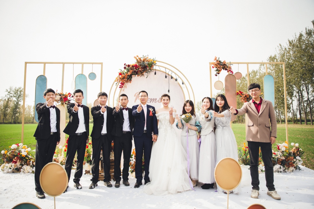 婚礼结束一月余，我终于拿到了跟拍照片！！！