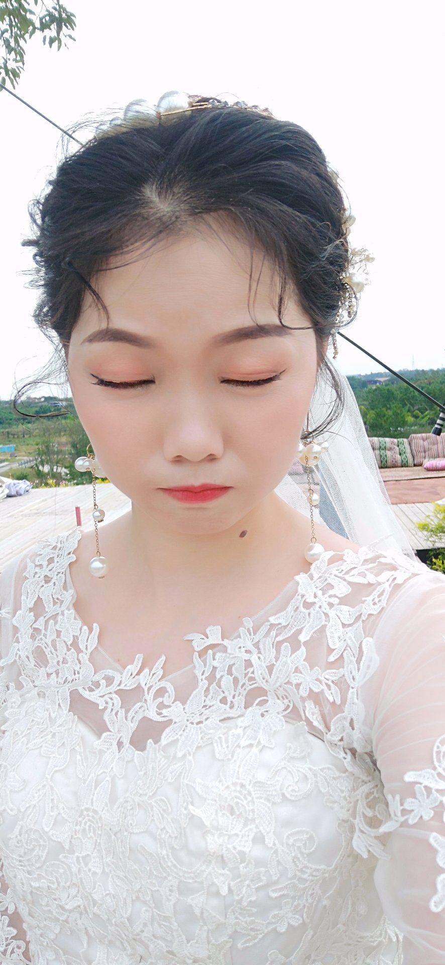 选婚纱，都没有拍到几张照片