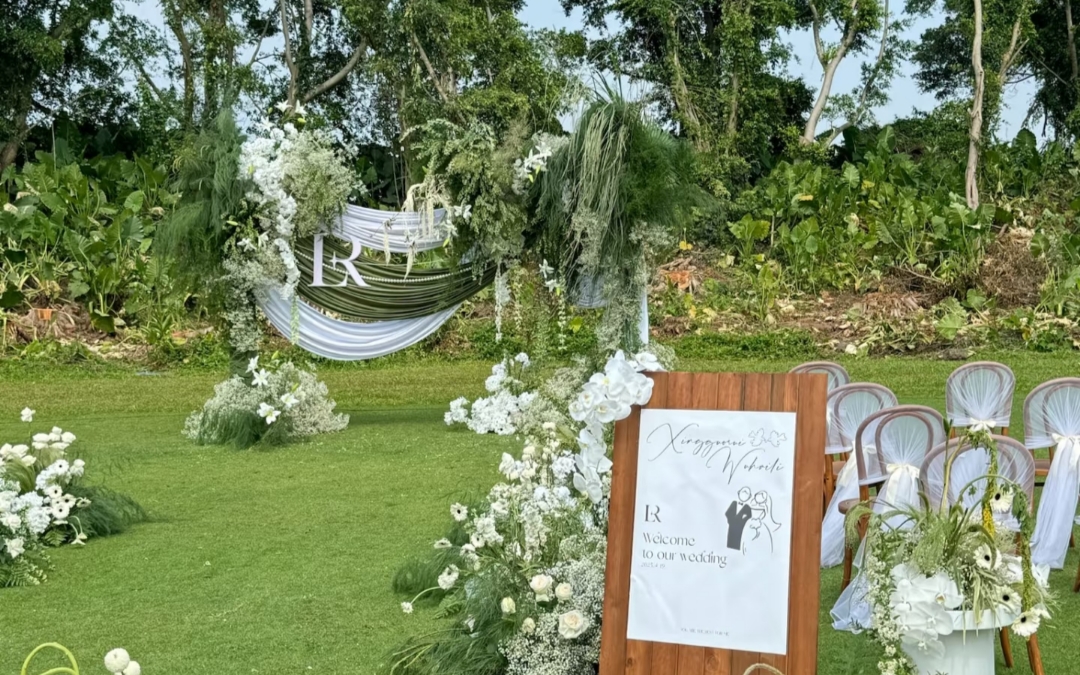 千禧婚礼-超简约的草坪婚礼