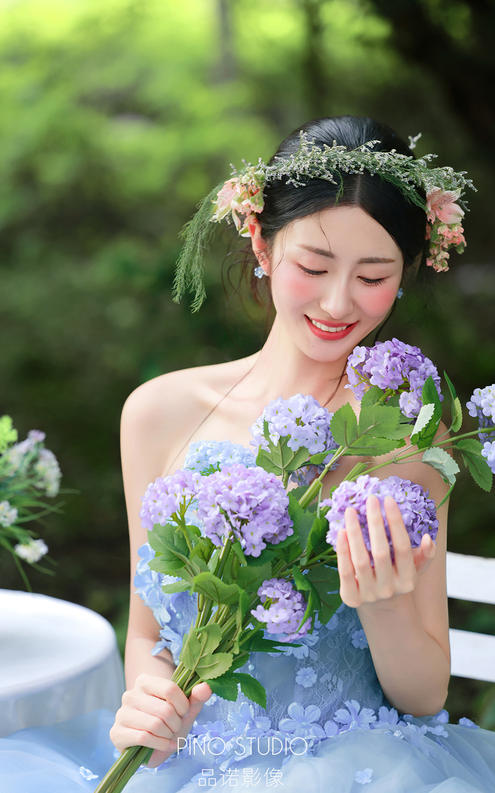 美到心坎上的森系蓝色婚纱照