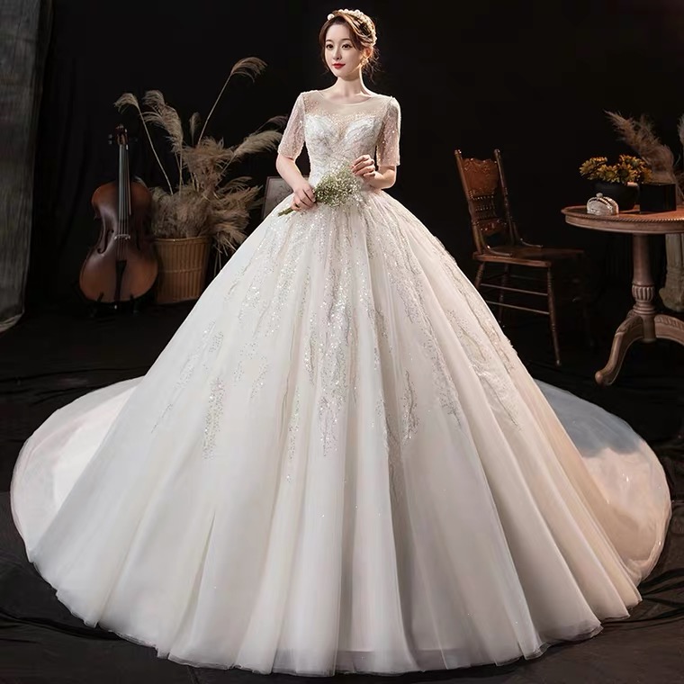 Like奈可婚纱|刺绣半袖主纱