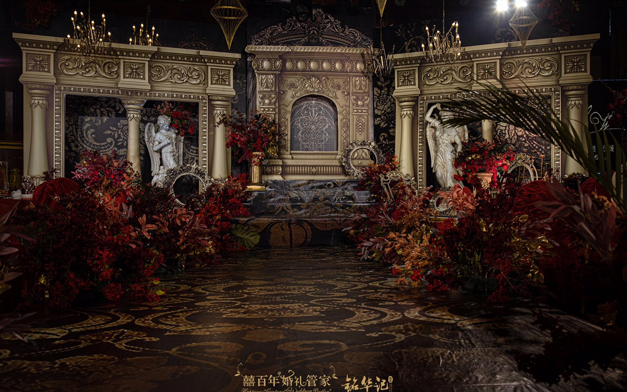 穆夏的花园现代复古黑金风