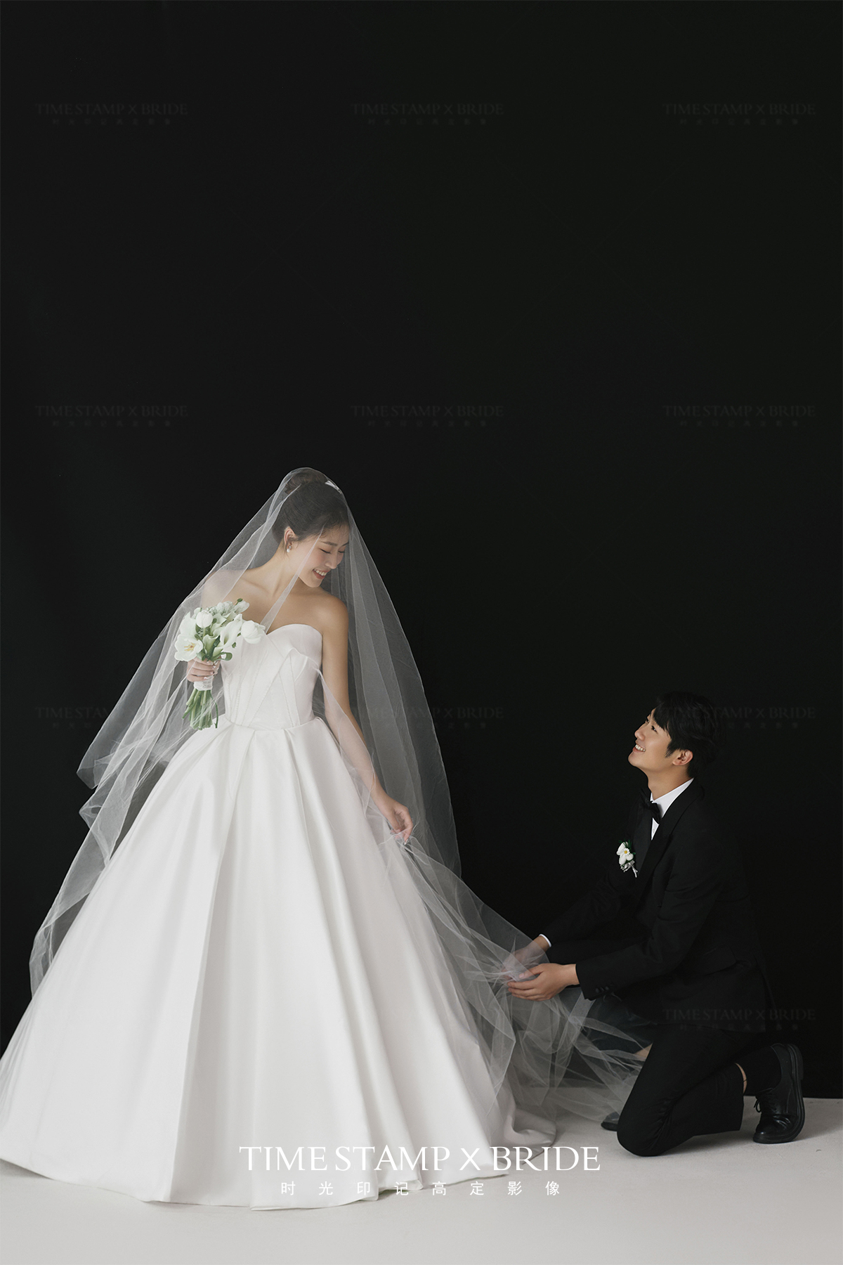 00后超爱的韩系黑色婚纱照，巨甜巨高级！