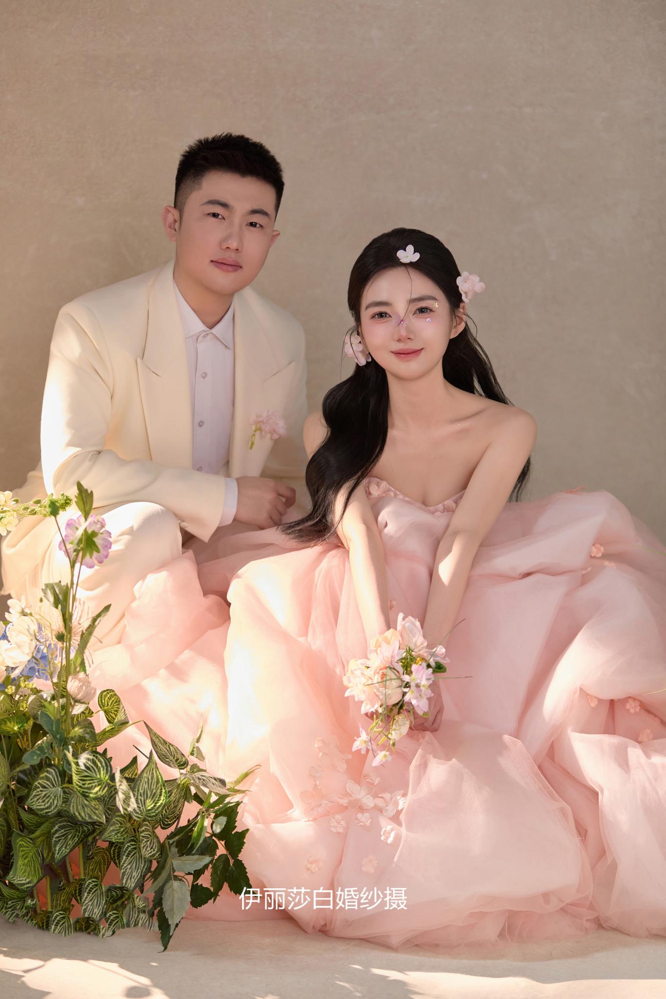 拍婚纱照1999-2999-3888-4699-