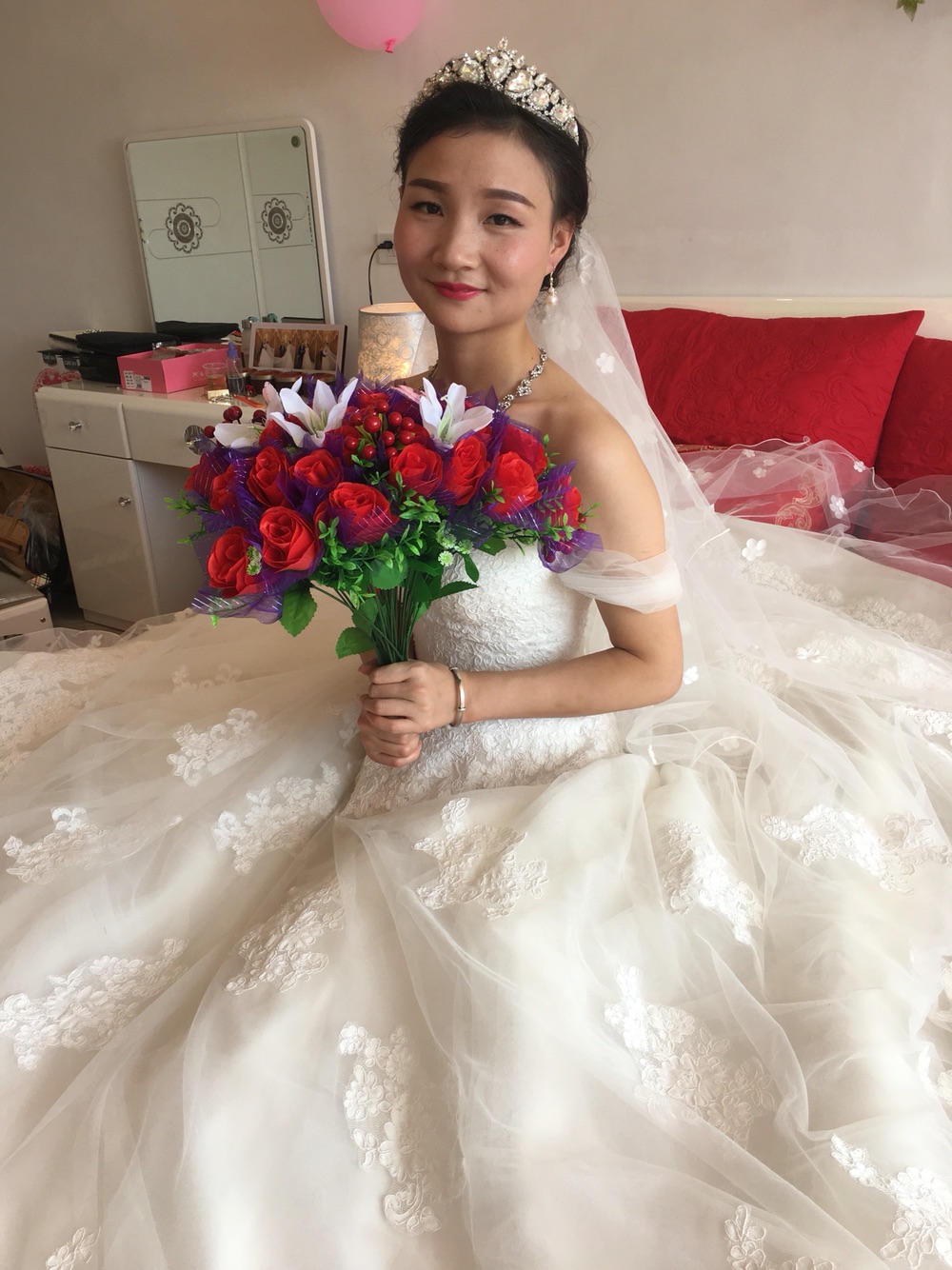 婚纱造型馆_迪丽热巴婚纱造型