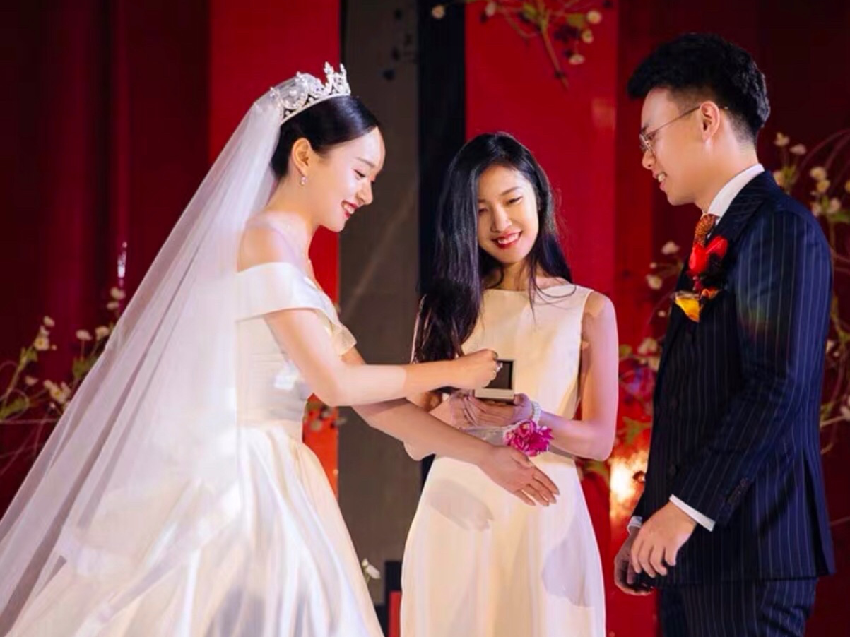 唯美美妆中心新娘跟妆造型9件套