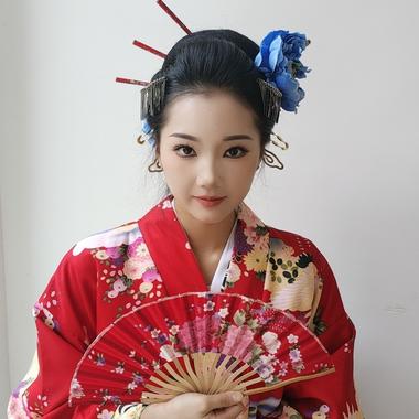 化妆师Yue